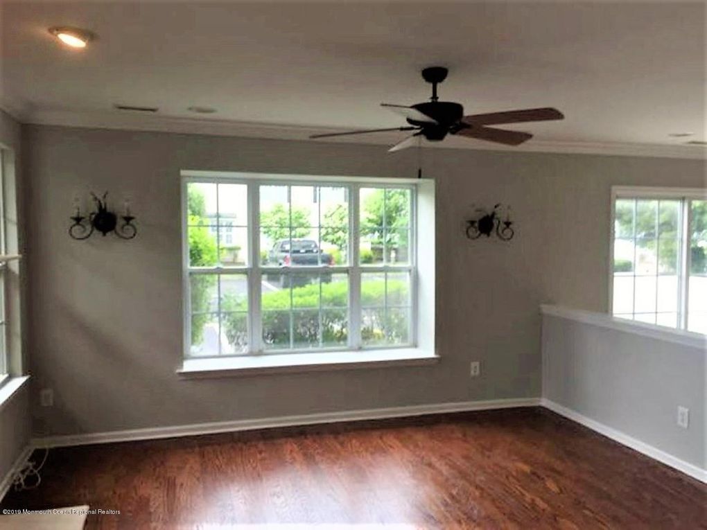 Family-Room2